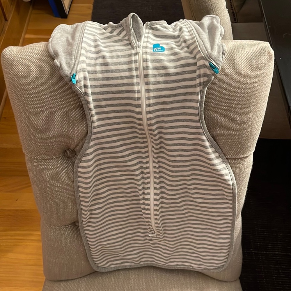SOLD Love to dream infant swaddle sleep M